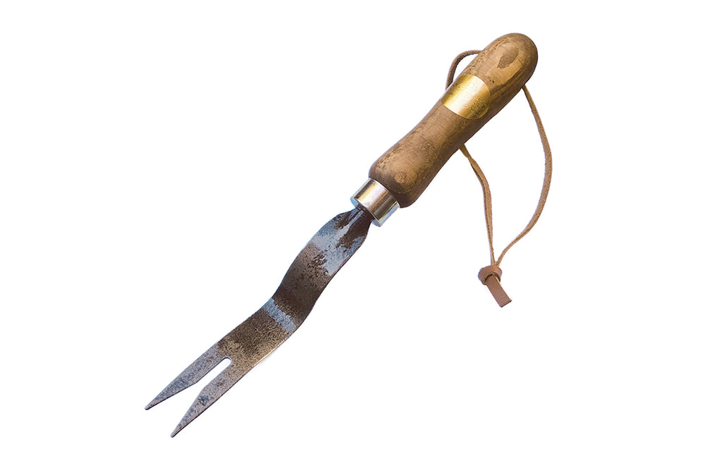 Unkrautstecher aus Karbonstahl